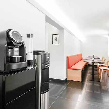 La Bella ゲストハウス モデナ